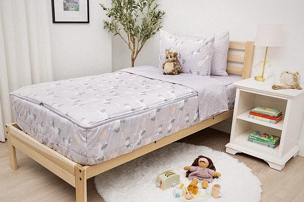 Beddy's Fairytale Unicorn Durable Zipper Bedding for Kids - Bed Full, Purple