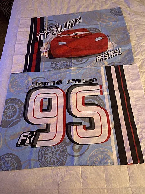 Disney Pixar Lightning McQueen Pillowcase for Kids 20 x 30 Inch 2