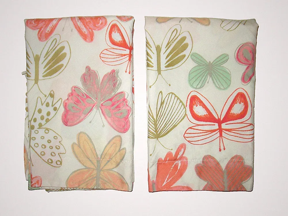 Pillowfort Standard Set Shams SIDE OPENING Girls for Twin Full Queen Butterfly